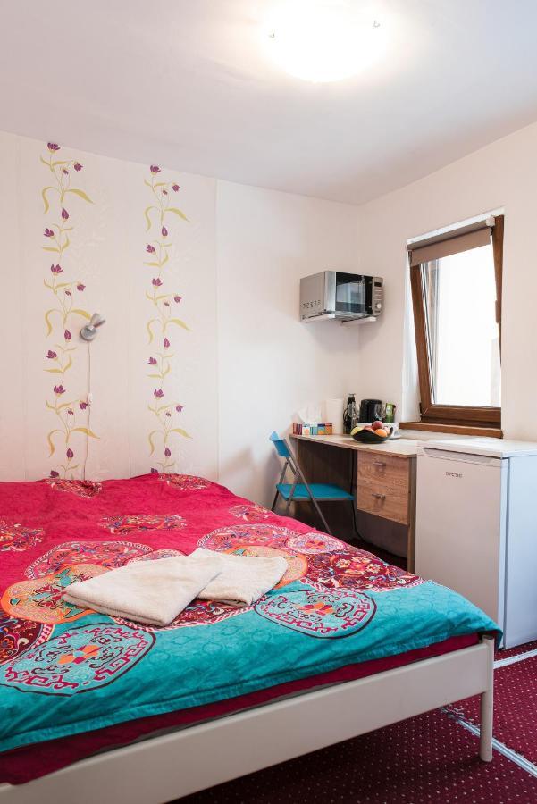 Center Walking Apartment And Room Bukurešť Exteriér fotografie